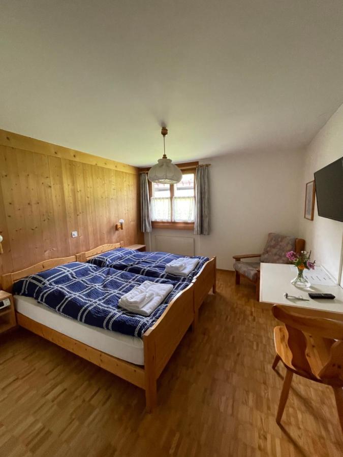 Farden Gasthaus Beverin מראה חיצוני תמונה